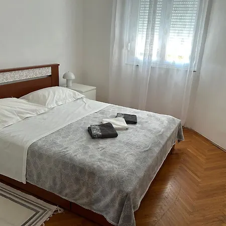 Mirna Apartment Knin